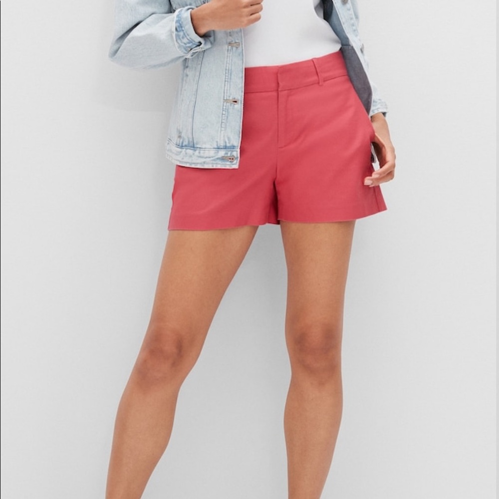 Banana Republic Pink Shorts (Size 14)